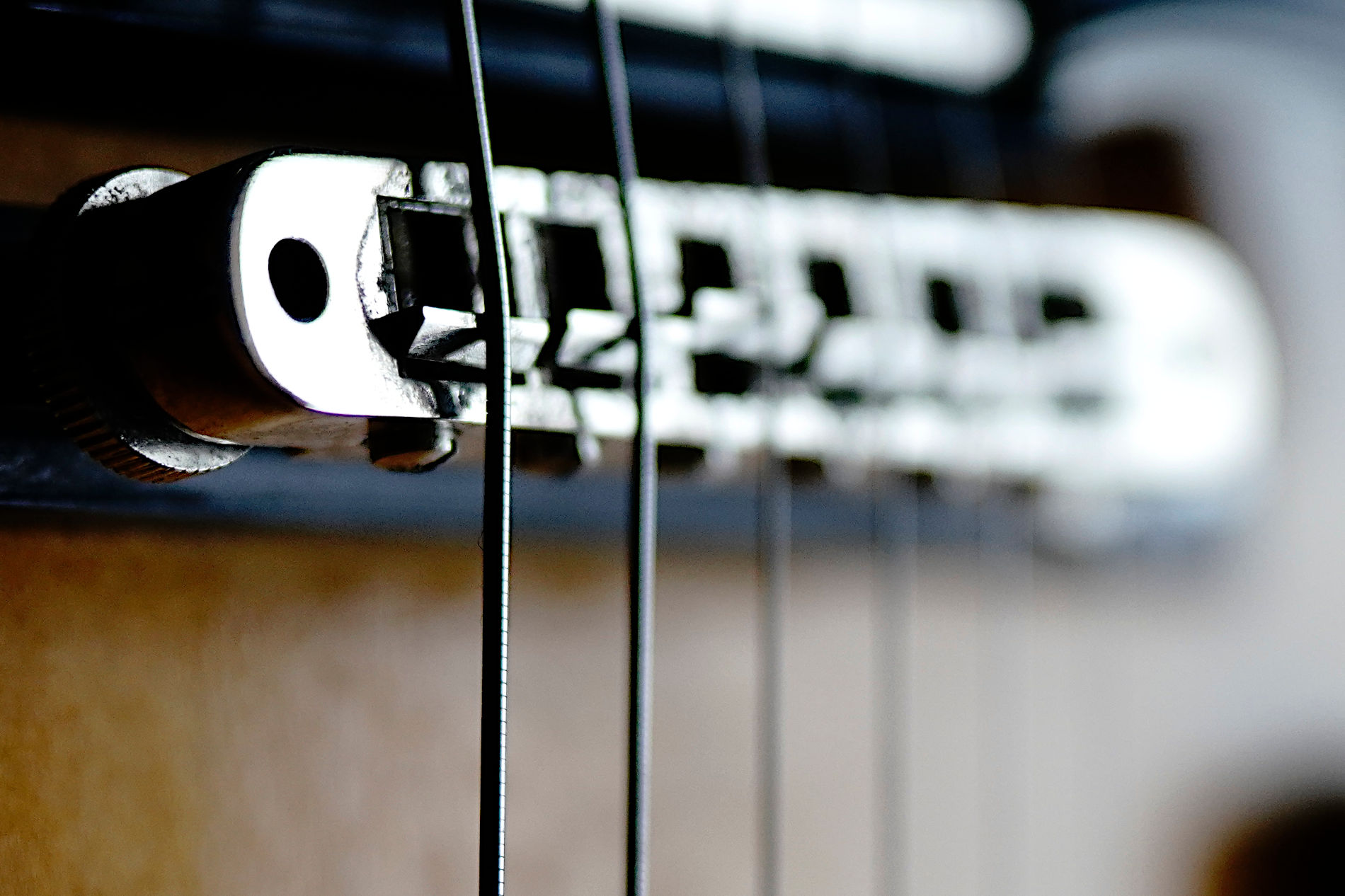 Réglages Guitare Electrique et Basse Guitar Tech Avignon